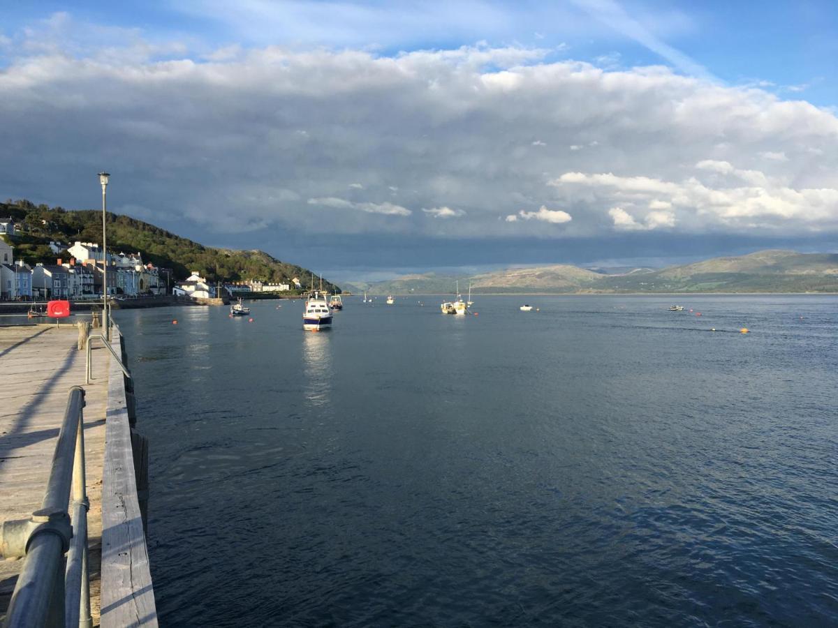 אברדיפי Beautiful Aberdovey Seafront Apartment 2 מראה חיצוני תמונה