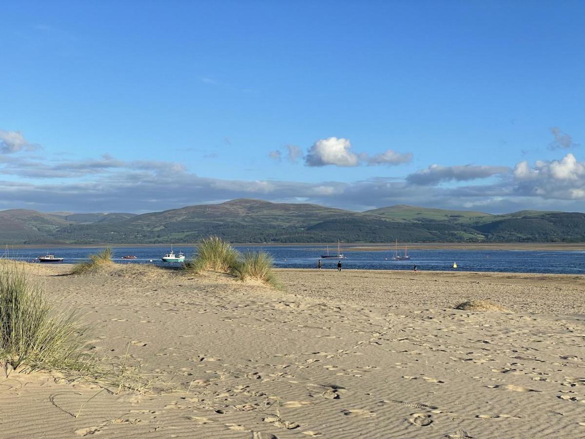 אברדיפי Beautiful Aberdovey Seafront Apartment 2 מראה חיצוני תמונה
